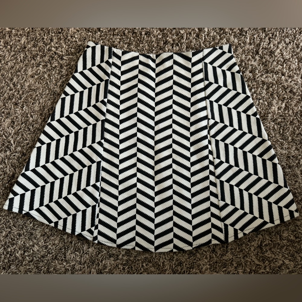 Black and white patterned A-line skirt